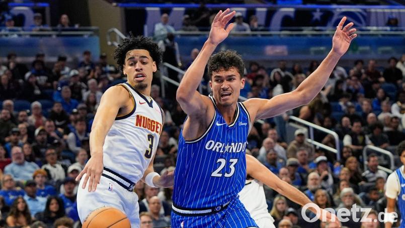 Tristan da Silva (r.) steuerte gute 17 Punkte zum Sieg seines Teams bei. Bild: John Raoux/AP/dpa