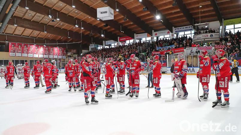 Bei den Selber Wölfen wurden Ausrüstungsgegenstände gestohlen. Bild: Mario Wiedel/exb