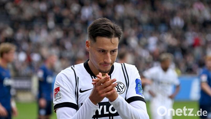 Elversbergs Torjäger Younes Ebnoutalib soll unmittelbar vor einem Wechsel zu Eintracht Frankfurt stehen. (Archivbild) Bild: Harald Tittel/dpa