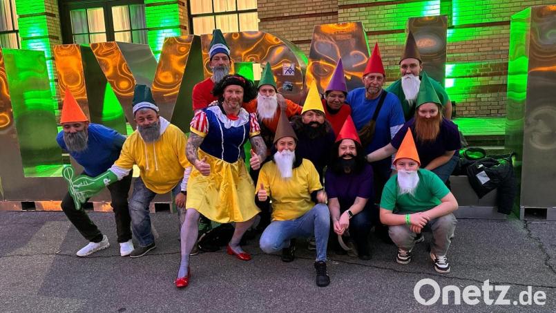 Dartverein Don Promillo's Rothenstadt besucht die Darts-WM in London. Bild: Don Promillo's