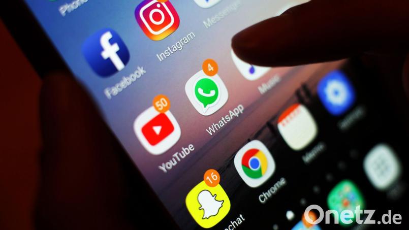 Malaysia will die Altersbeschränkung zunächst in einer Testphase erproben. (Symbolbild) Bild: Yui Mok/PA Wire/dpa