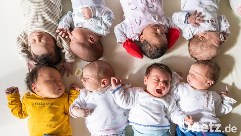 Schwandorfs Babyjahrgang 2025: Emma, Hanna, Luisa, Matteo und Max gehören zu den beliebtesten Namen Bild: Michael Vogl