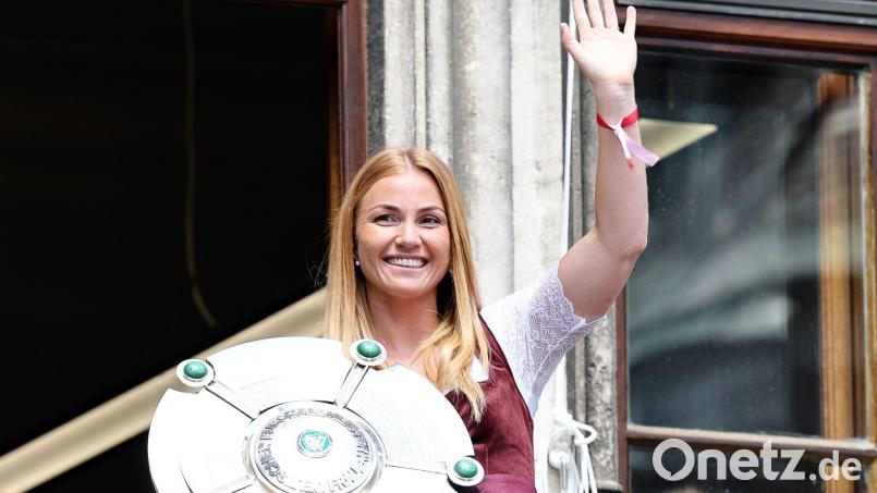 Glodis Perla Viggosdottir hat ihr Glück auch privat gefunden. (Archivbild) Bild: Daniel Löb/dpa