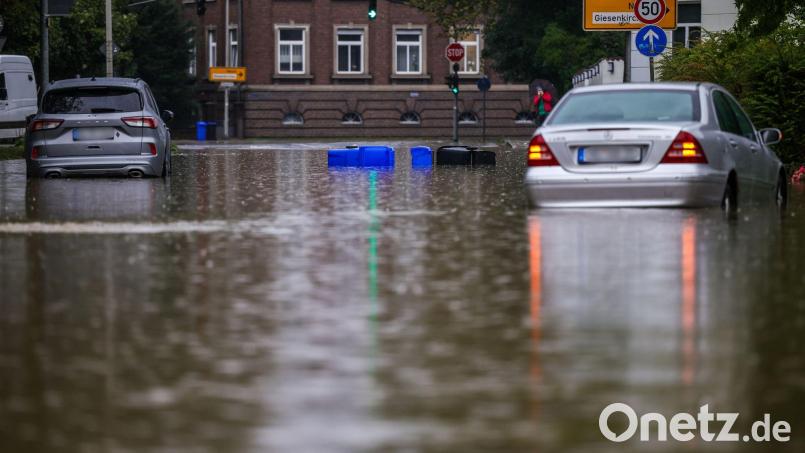 Im zu Ende gehenden Jahr gab es nach einer ersten Schätzung weniger Unwetterschäden in Deutschland. (Archivbild) Bild: Christoph Reichwein/dpa