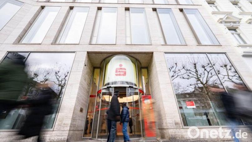Die betroffene Sparkasse Köln/Bonn bestätigte den Vorfall. Bild: Benjamin Westhoff/dpa