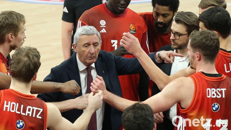 Trainer Svetislav Pesic feierte mit Bayern einen weiteren Sieg. (Archivbild) Bild: Matthias Stickel/dpa