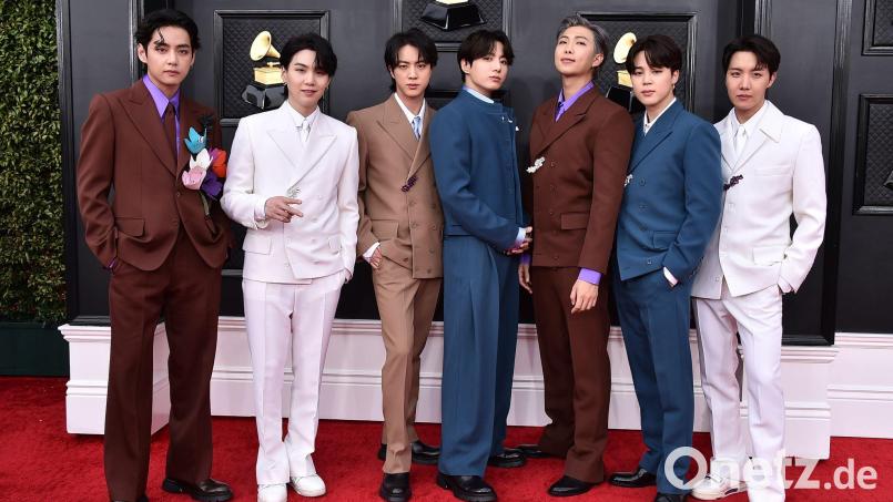 Ein Foto vor ihrem Comeback: BTS bei den Grammy Awards 2022. Archivbild: Jordan Strauss/Invision/AP/dpa