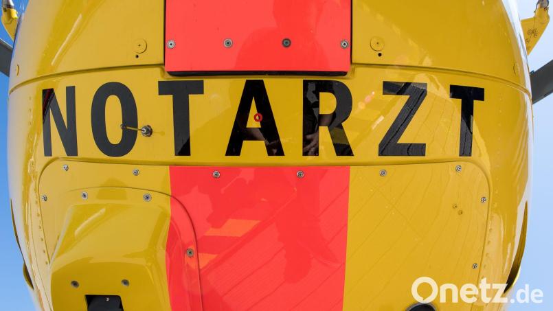 Ein Notarzt aus dem alarmierten Rettungshubschrauber kann nur noch den Tod des Mannes feststellen. (Symbolbild) Bild: Fabian Sommer/dpa