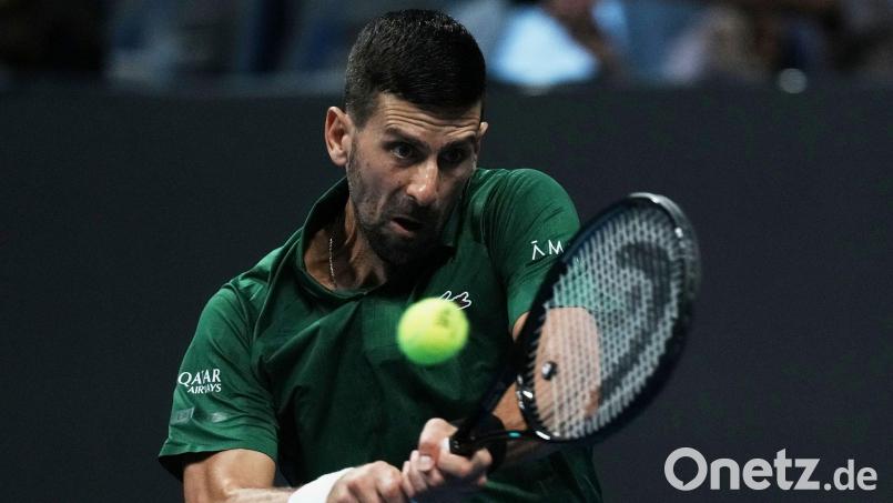 Tennisstar Novak Djokovic zieht sich aus der von ihm mitgegründeten Spielergewerkschaft zurück. (Archivbild) Bild: Thanassis Stavrakis/AP/dpa