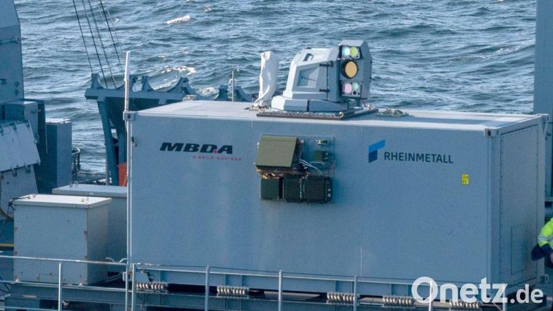 Der Laserdemonstrator von Rheinmetall und MBDA auf einem deutschen Marineschiff. Inzwischen ist er an Land gebracht worden. Bild: -/Rheinmetall/dpa