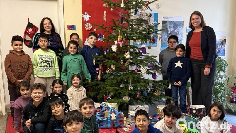 Dank der Wünschebaum-Aktion konnten Weihnachtswünsche von 97 Kindern aus bedürftigen Familien erfüllt werden. Bild: Beate Luber