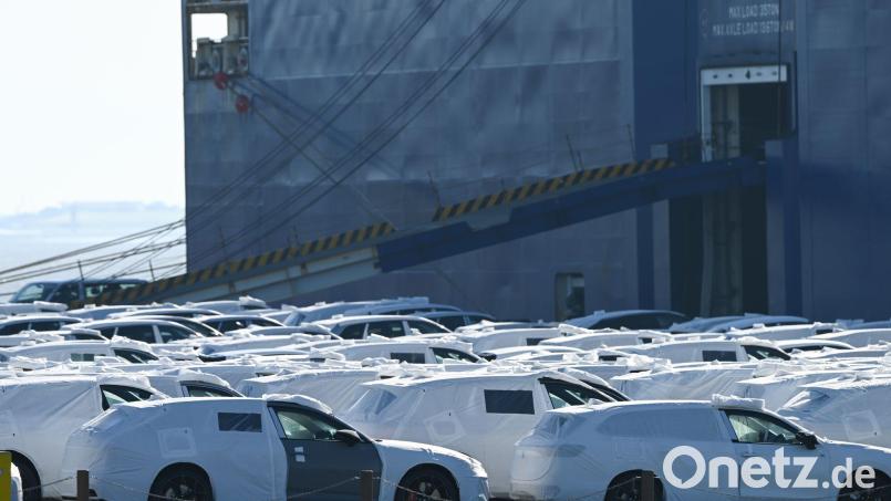 Trumps Zölle fordern deutsche Autobauer heraus. Bild: Lars Penning/dpa