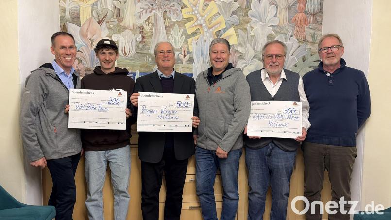 Bildunterschrift v.l.: Holger Eckert (Aufschwung Auerbach), Julian Sperber (ABC Trails), Peter Miltenberger (RegensWagner), Michael Streit (Aufschwung Auerbach), Norbert Grüner (Kapellenbauverein Welluck), Ronald Schmiedl (RegensWagner) Bild: Christoph Ziegler