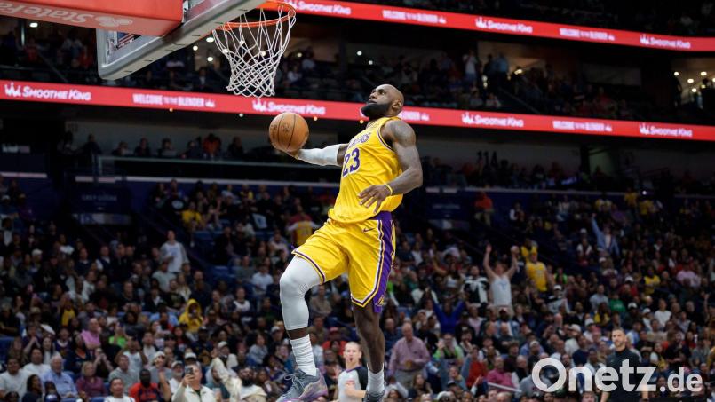 LeBron James hatte spektakuläre Szenen beim Sieg in New Orleans. Bild: Matthew Hinton/AP/dpa