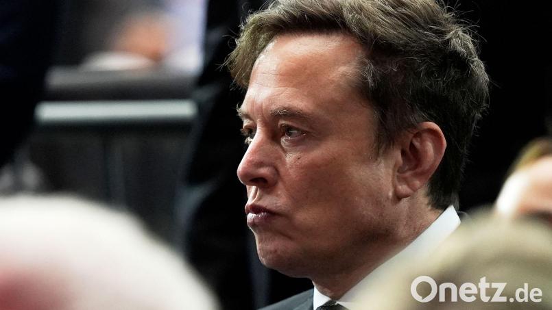 Der KI-Chatbot Grok von Elon Musks Unternehmen X steht in der Kritik. (Archivbild) Bild: Julia Demaree Nikhinson/AP/dpa