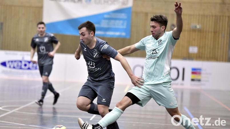 Budentzauber pur beim Hubertus-Cup des SV Köfering: Das kommende Wochenende steht beim SV Köfering komplett im Zeichen des Hallenfußballs. Archivbild: Hubert Ziegler