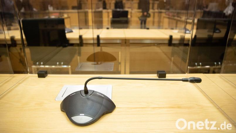 Um Drogenhandel geht es bei einem Verfahren vor dem Amberger Jugendschöffengericht. Symbolbild: Friso Gentsch/dpa