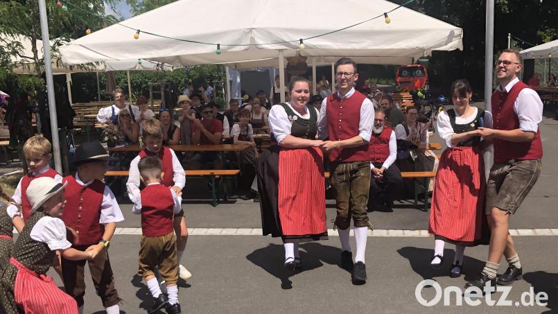 Für die Jugendarbeit in den Wiesauer Vereinen gibt es alle Jahre eine Finanzspritze. In den Genuss kommt auch der Stiftländer Heimatverein für seine Kinder- und Jugendtanzgruppe. Archivbild: wro