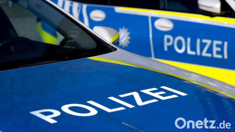 Die Polizei ermittelt wegen schwerer Körperverletzung. (Symbolbild) Bild: Sven Hoppe/dpa