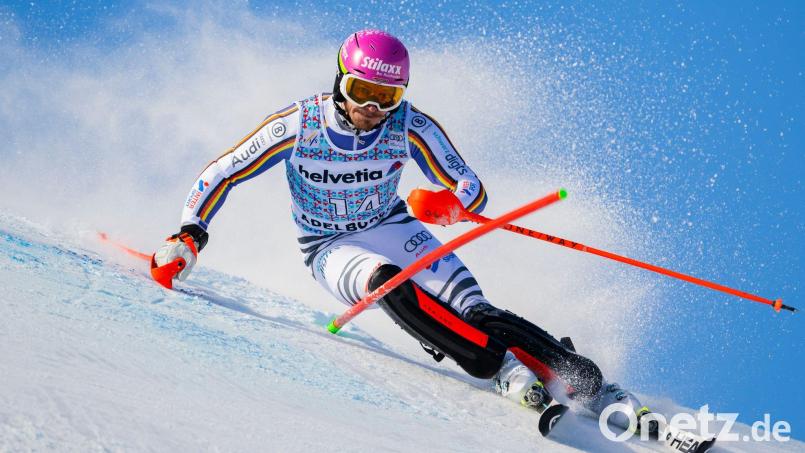 Linus Straßer patzt beim Slalom von Adelboden. Bild: Jean-Christophe Bott/KEYSTONE/dpa