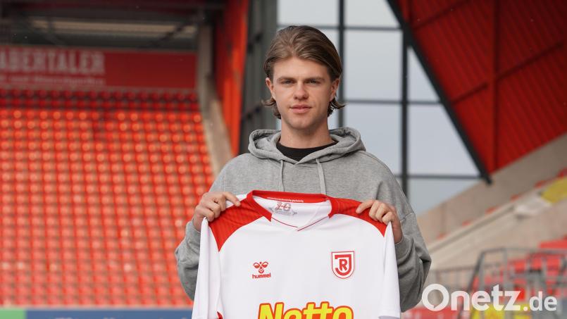 John Posselt gab seinen Einstand beim SSV Jahn gegen die SpVgg Greuther Fürth. Bild: Gschlößl/SSV Jahn