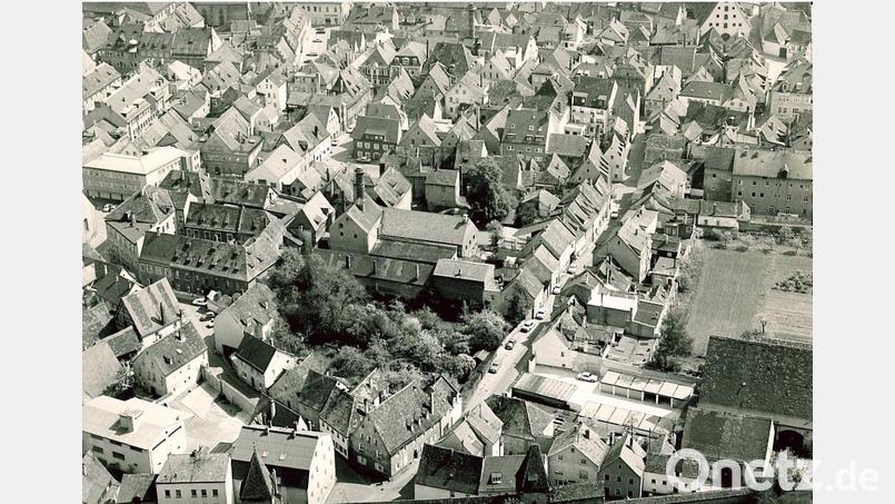 Zugegeben: Das ist richtig gemein. Aber auch heute lautet die Frage: Wo in aller Welt fliegt unser Flugzeug auf Amberger Stadtgebiet herum? Bild: Werner Lischka