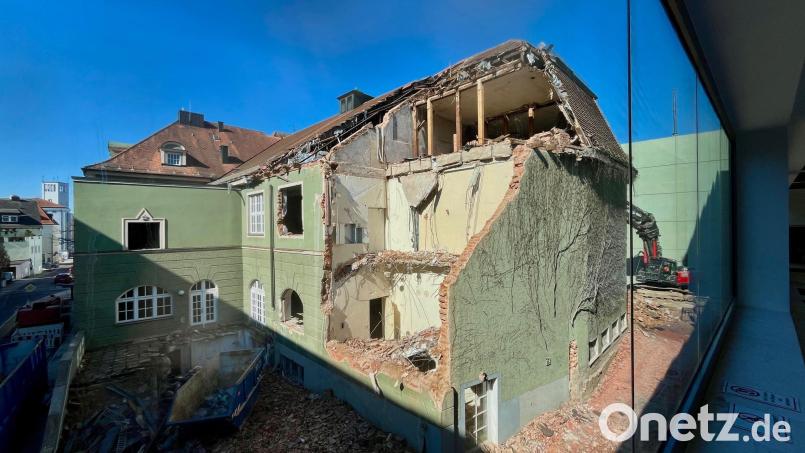 Die Aktion „Abriss des Jahres“ des Bayerischen Landesvereins für Heimatpflege richtet den Fokus auf Verluste von Baukultur. Auch das evangelische Vereinshaus in Weiden wurde für das Jahr 2025 nominiert. Archivbild: Gabi Schönberger