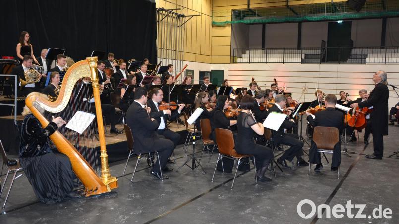 Die "Smetana Philharmoniker Prag" gastierten bereits zum fünften Mal in Mitterteich beim Neujahrskonzert. Bild: jr