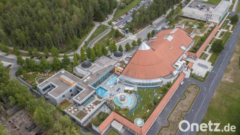 Das Sibyllenbad (Mitte) mit seinen rund 90 Mitarbeitern bekommt in einigen Monaten einen neuen Chef. Archivbild: dtr