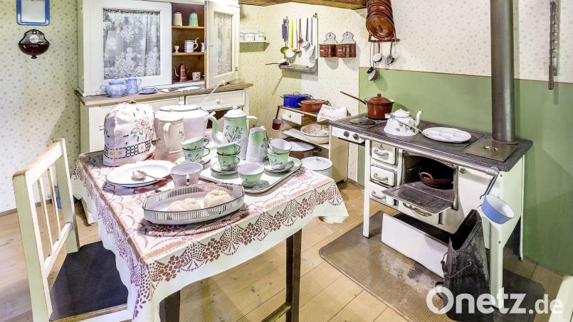 Die Geschichte der Firma Gebrüder Baumann, einst größter privater Arbeitgeber der Oberpfalz, steht im Mittelpunkt einer Führung im Stadtmuseum Amberg. Bild: Marcus Rebmann/exb