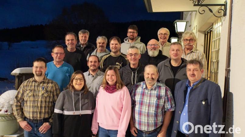 Die Freie Wählergruppe Schönsee Ost nominierte ihre Kandidaten für die Kommunalwahl. Bild: Karl Schwarz