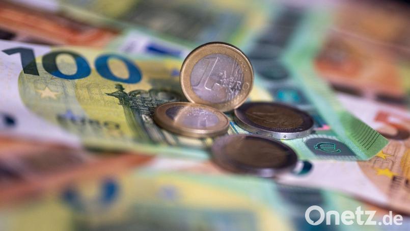 Nächste Rekordmarke geknackt: Das Geldvermögen der Privathaushalte in Deutschland wächst seit Jahren stetig. (Symbolbild) Bild: Monika Skolimowska/dpa