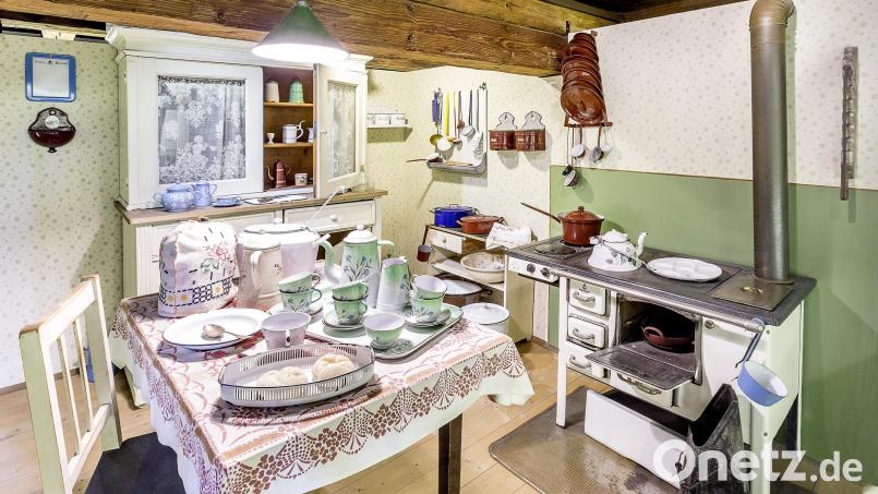 Dauerausstellung der Emailwaren Baumann in Amberg. Bild: Marcus Rebmann/exb