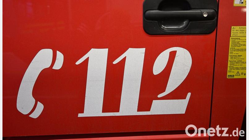 In Niederbayern mussten nach einem Hangrutsch zwei Häuser evakuiert werden. Die Bewohner können vorläufig nicht zurück. (Symbolbild) Bild: Felix Hörhager/dpa