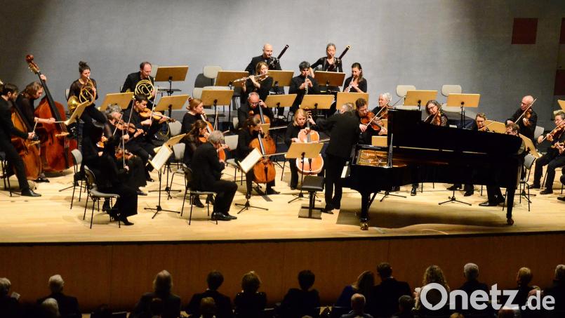 Das Münchner Kammerorchester bei den Weidener Meisterkonzerten. Bild: Kunz