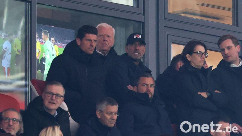 Jürgen Klopp auf der Tribüne des Leipziger Stadions. Bild: Jan Woitas/dpa