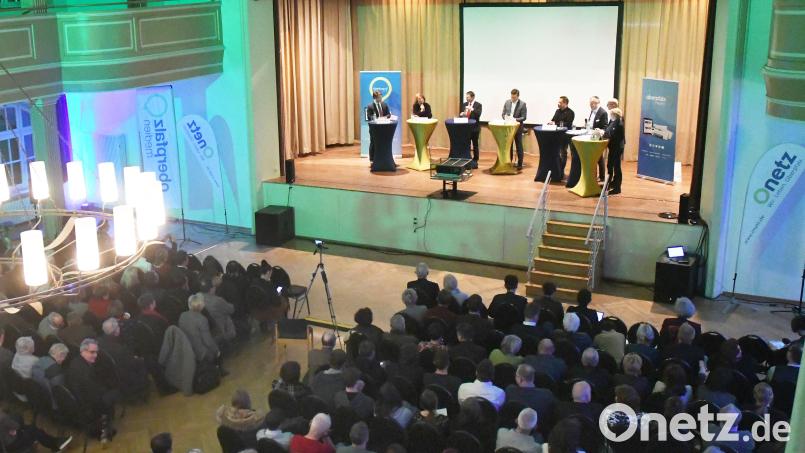 Die Weidener OB-Kandidaten stellten sich bei der Podiumsdiskussion von Oberpfalz-Medien den Fragen der Redakteure und Leser. Das Bild zeigt die Veranstaltung von 2020 im evangelischen Vereinshaus. Archivbild: Gabi Schönberger