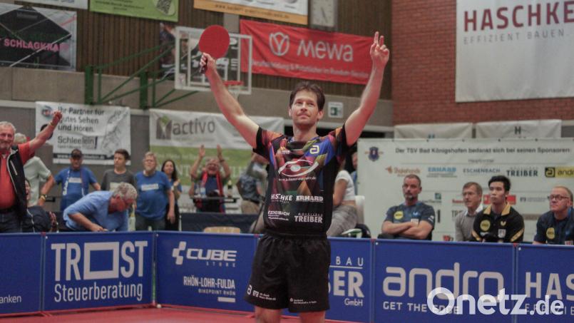 Bastian Steger in Jubelpose: Das sieht man derzeit sehr oft beim TSV Bad Königshofen in der Tischtennis-Bundesliga Bild: Rudi Dümpert