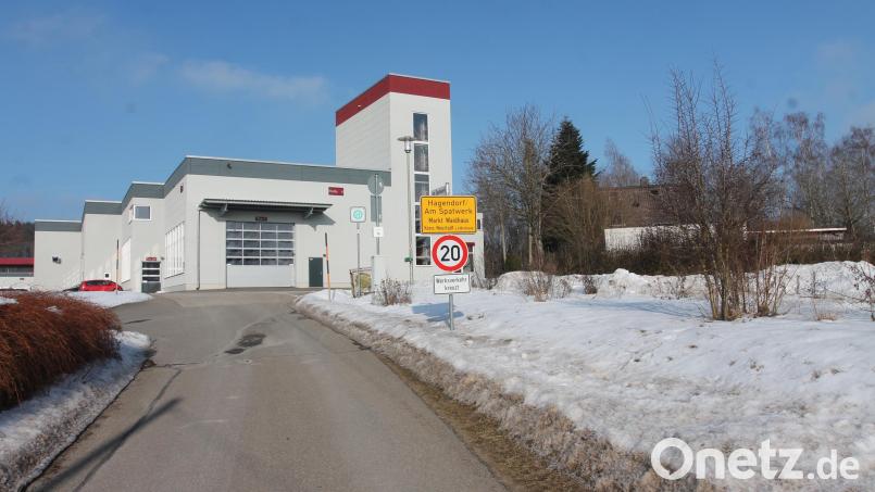 Die geplante Verlegung der Straße bei der Witron Stahlfertiger GmbH &amp; Co. KG im Ortsteil Hagendorf (Waidhaus) nimmt Formen an. Die neue öffentliche Straße wird nicht mehr durch das Firmengelände führen. Bild: pi