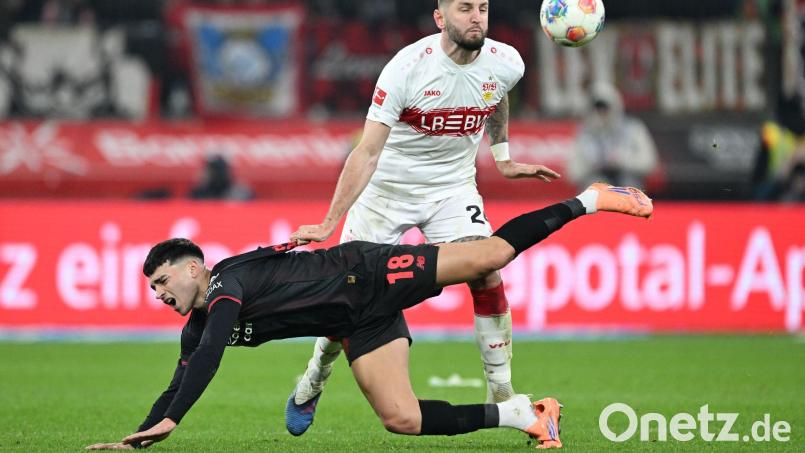 Wechselt nach Gladbach: Leverkusen-Stürmer Alejo Sarco (l). Bild: Federico Gambarini/dpa