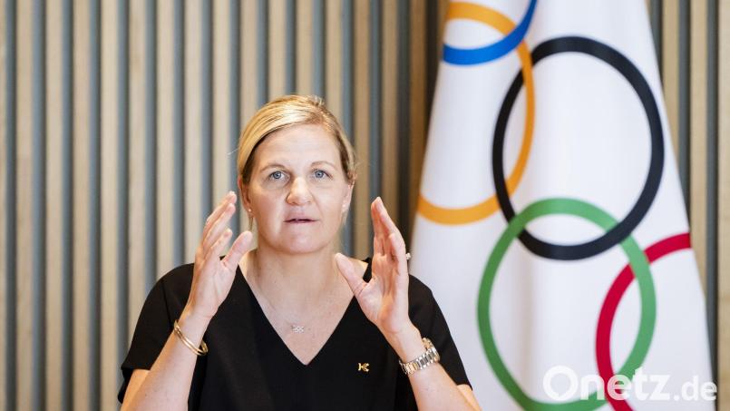 Ringt um eine Haltung zu US-Präsident Trump: IOC-Chefin Kirsty Coventry. (Archivbild) Bild: Jean-Christophe Bott/KEYSTONE/dpa