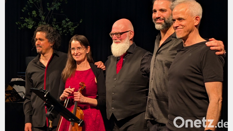 Das Fracanapa New Tango Quintett wird im Mai wieder viele Tangobegeisterte bei den Konzerten und Workshops anziehen. Dabei sein wird auch wieder die gebürtige Vohenstraußerin Susanne Hofmann. Bild: Ingo Schmidt-Lucas/exb