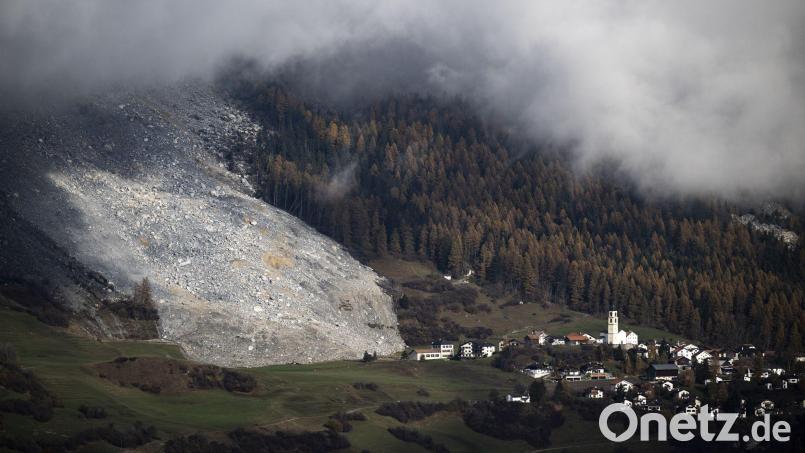 Gefahr gebannt: die Einwohner von Brienz dürfen zurück. (Archivbild) Bild: Gian Ehrenzeller/KEYSTONE/dpa