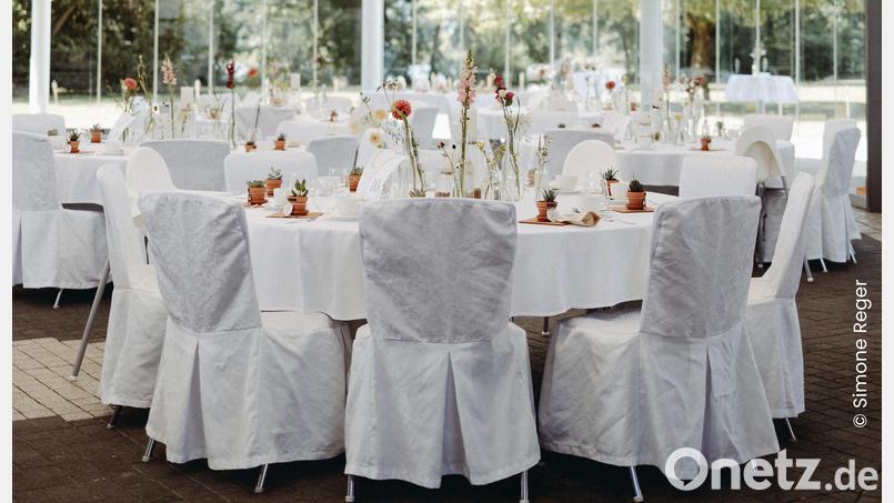 Die Hochzeitsmesse in Weiherhammer zeigt stimmungsvolle Hochzeitswelten. Bild: Simone Reger/exb