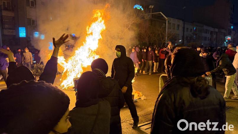 Die jüngsten Massenproteste wurden vom iranischen Staatsapparat blutig niedergeschlagen. (Archivbild) Bild: Uncredited/UGC/AP/dpa