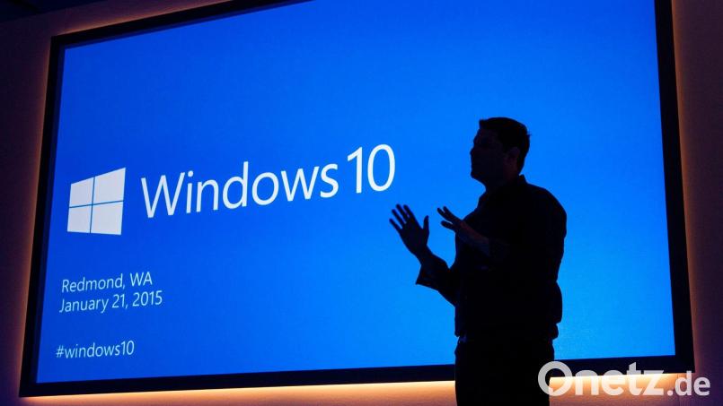 PC-Anwender in Deutschland tun sich schwer damit, sich von dem veralteten Windows 10 zu verabschieden. Bild: Microsoft / Handout/epa/dpa