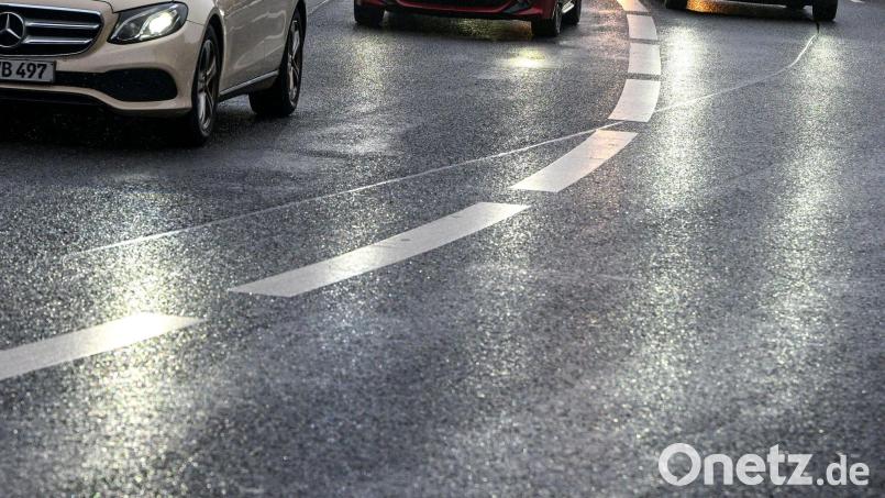 Vorsicht vor überfrierendem Regen. (Archivbild) Bild: Jens Kalaene/dpa