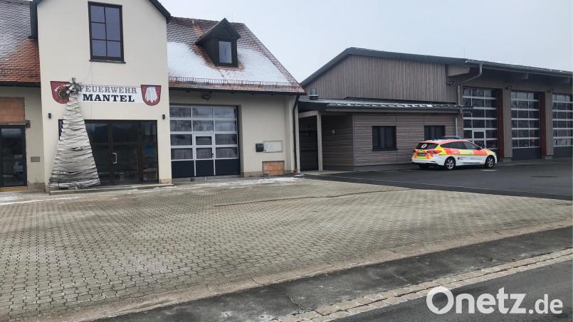 Die Kosten des Feuerwehrhaus-Umbaus waren wieder einmal Thema im Marktgemeinderat. Bild: sei