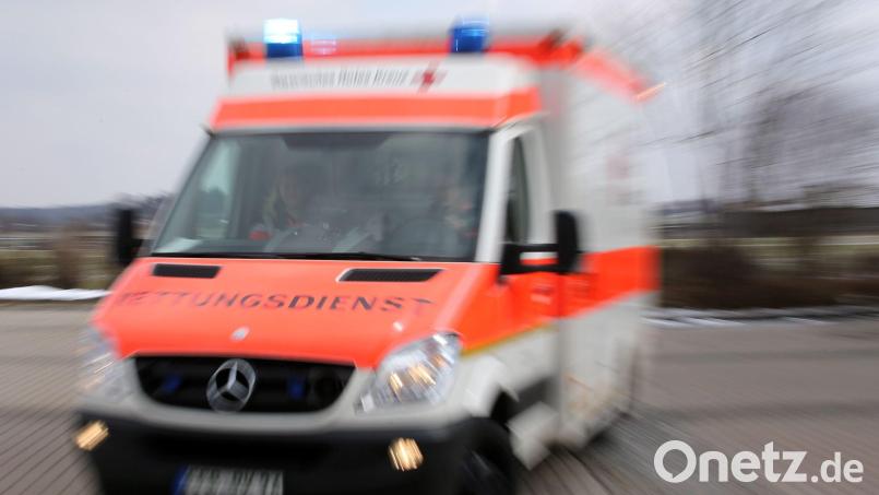 In Bayern wurden am Wochenende Rettungskräfte in zwei Fällen angegriffen. Symbolbild: Stephan Jansen/dpa