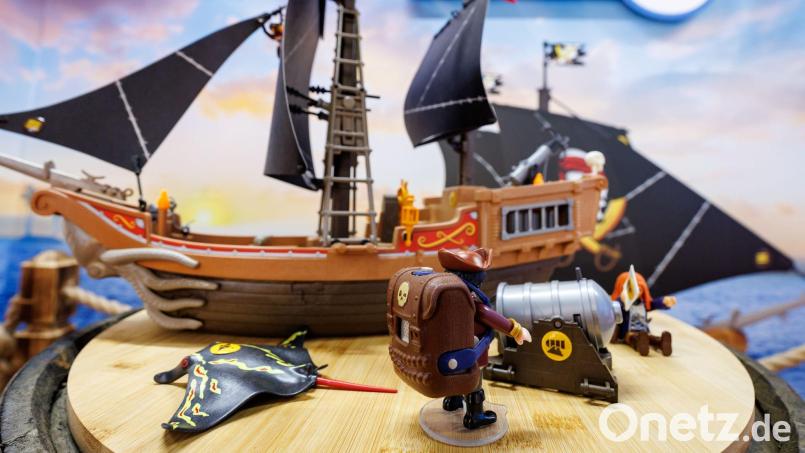 Die Playmobil-Welten sollen mit Geräuschen und sprechenden Figuren quasi lebendig werden. Bild: Daniel Karmann/dpa